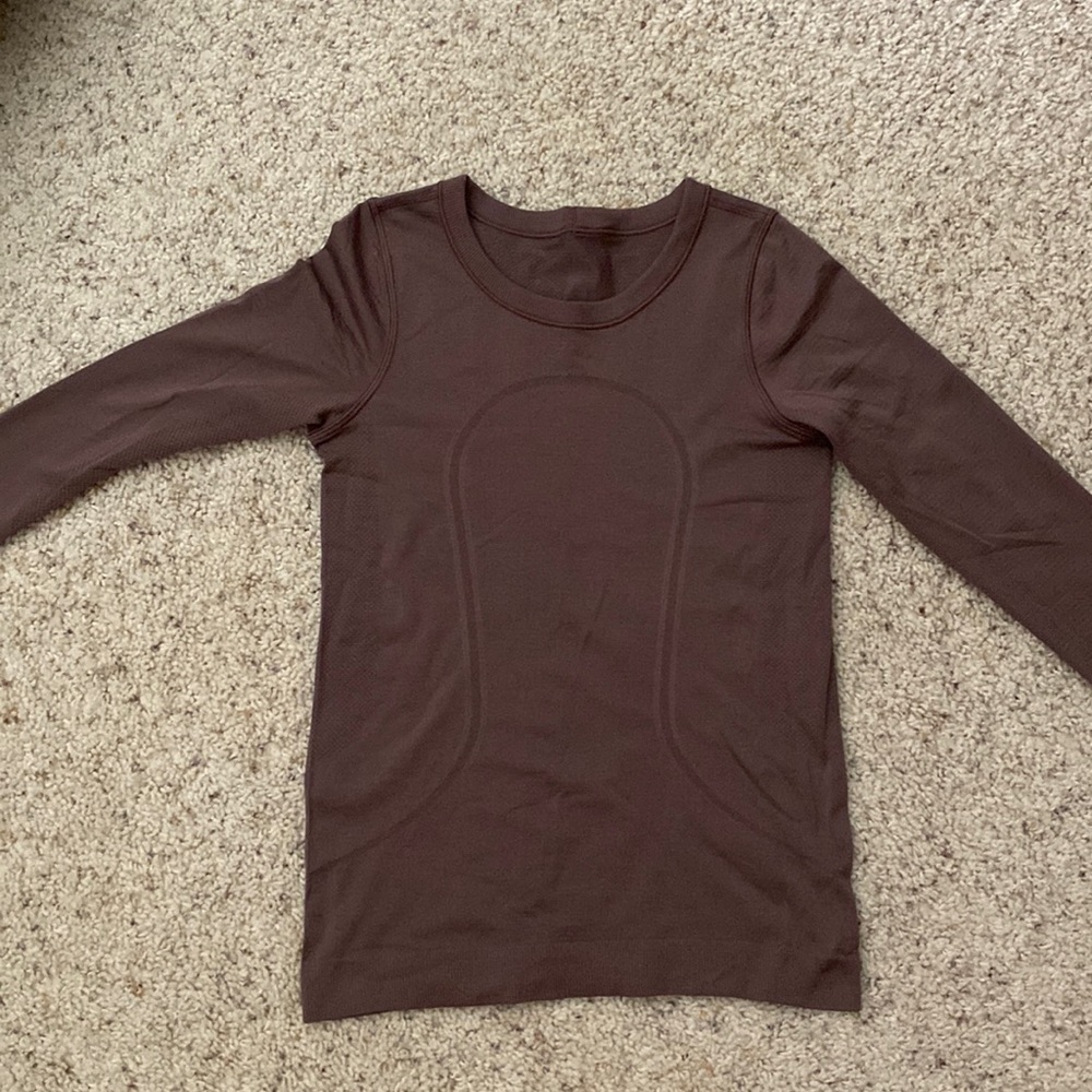 Lululemon Swiftly Tech Long Sleeve